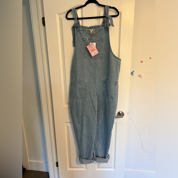 Lucy and Yak Dungarees in Light Denim - Picture 3 of 3
